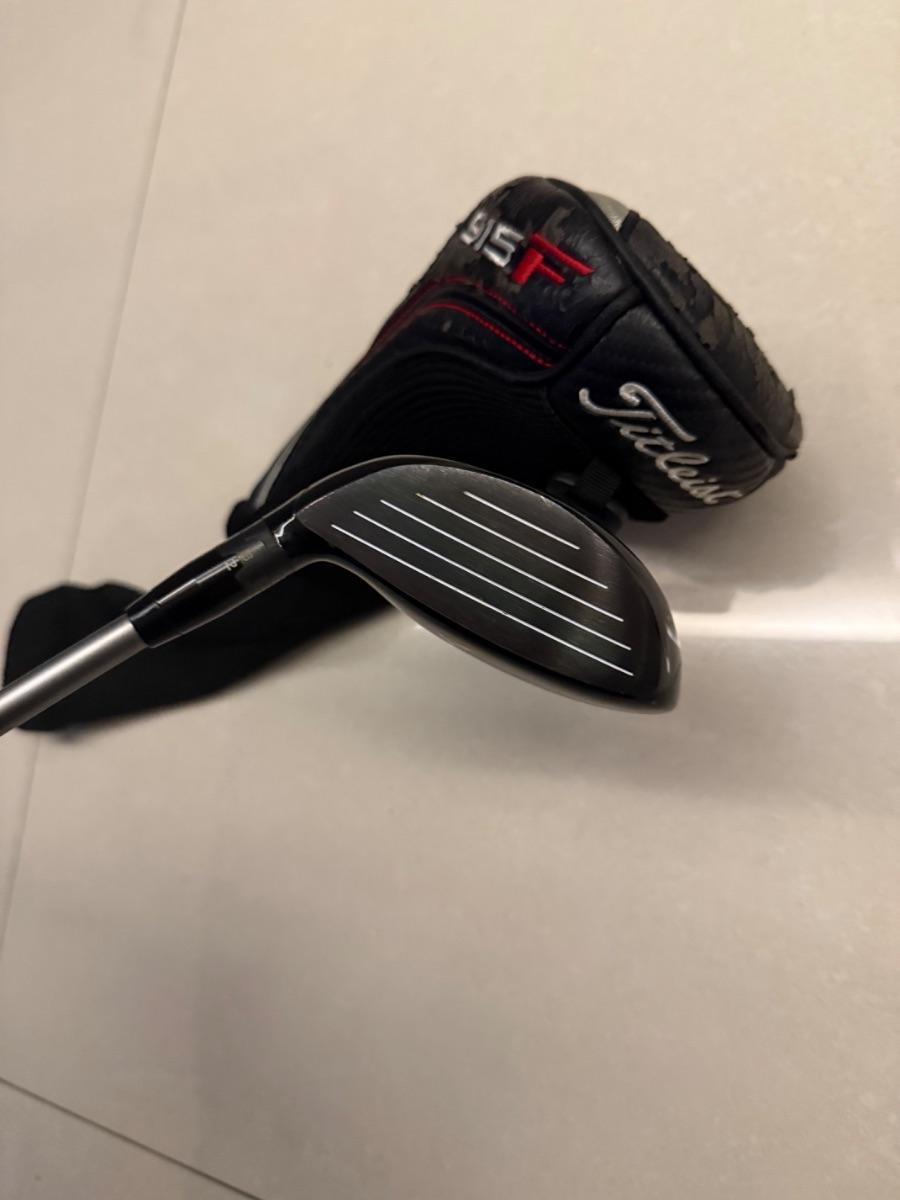 Madeira 5 Titleist 915F - Imagem 1
